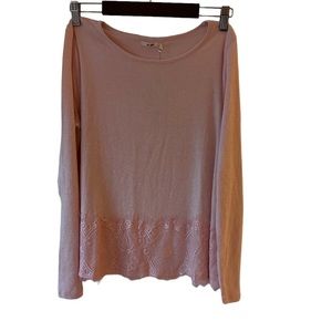 Francesca’s Crew Neck Pullover Pink Sweater. Size Small